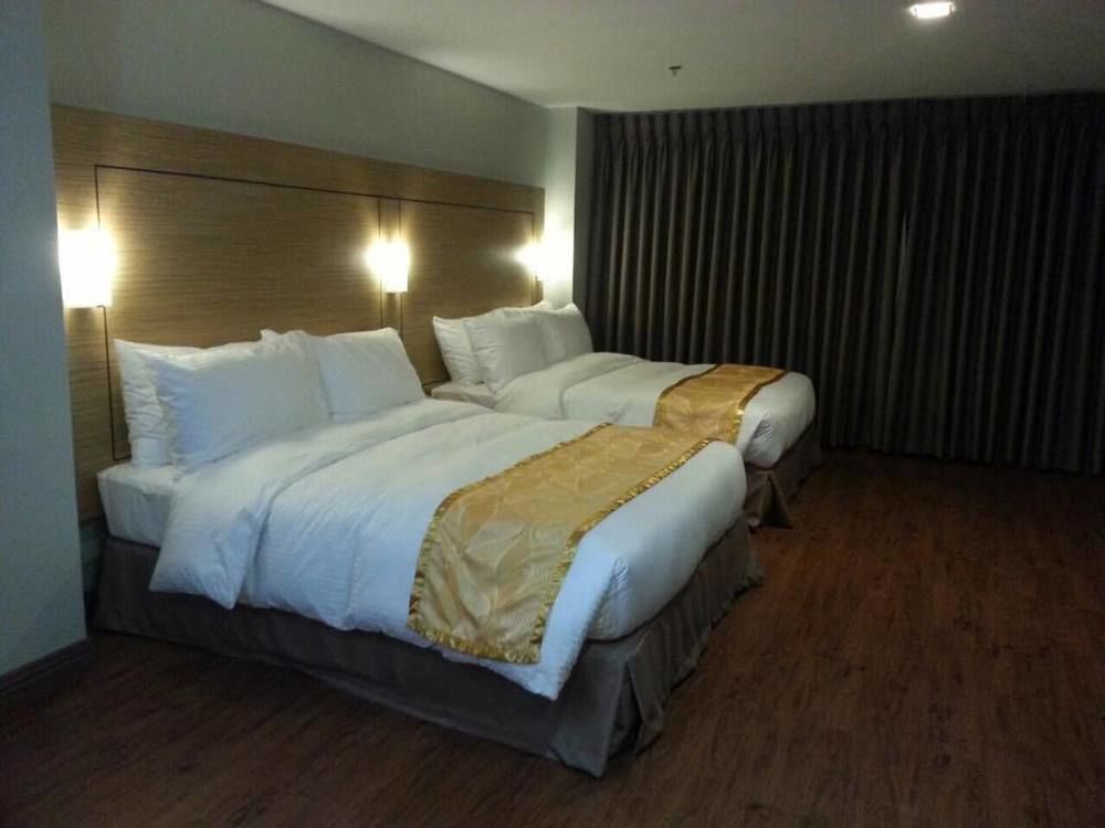 Vista Real Hotel Tagaytay City Exteriér fotografie