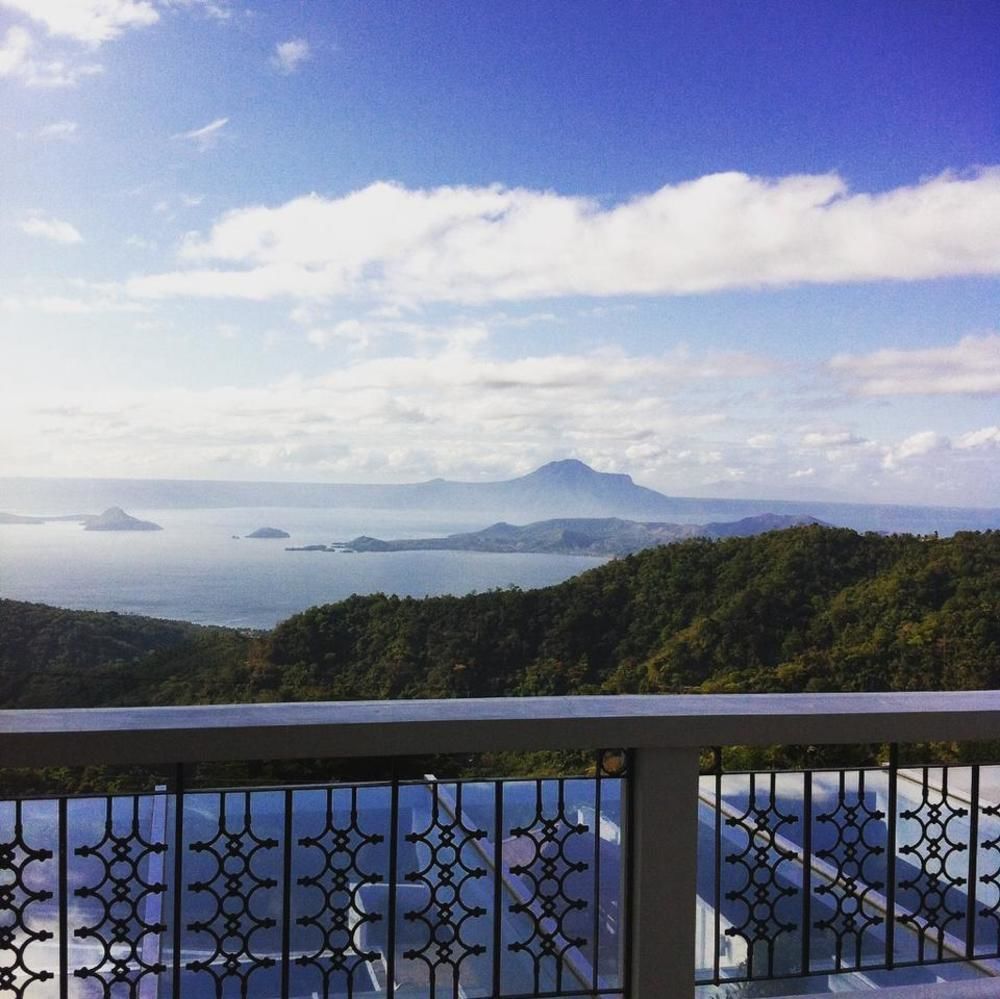 Vista Real Hotel Tagaytay City Exteriér fotografie
