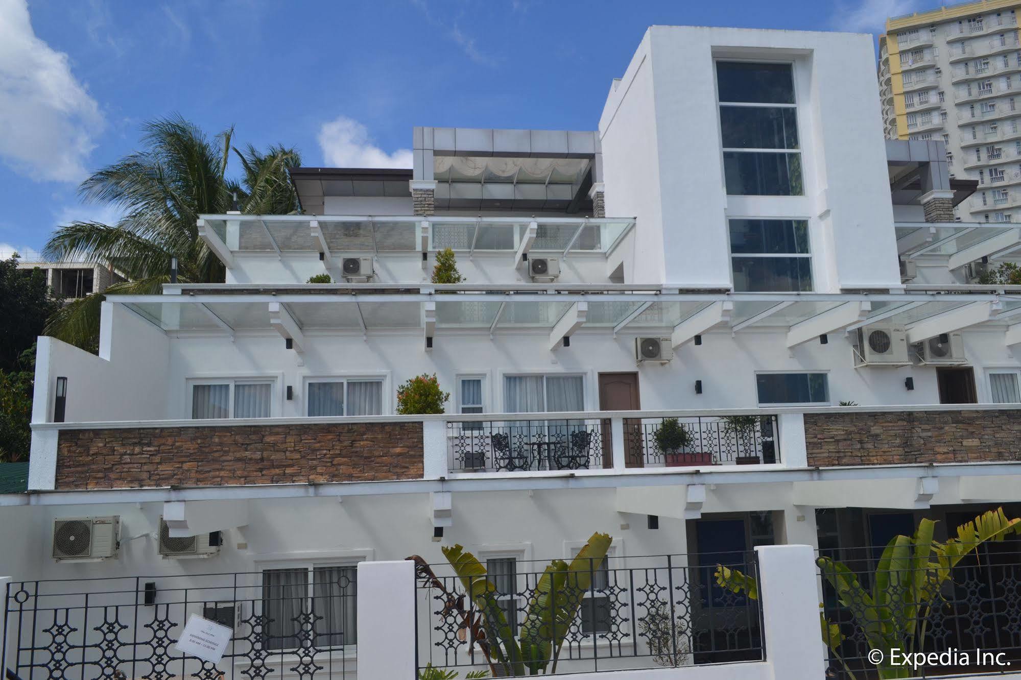 Vista Real Hotel Tagaytay City Exteriér fotografie